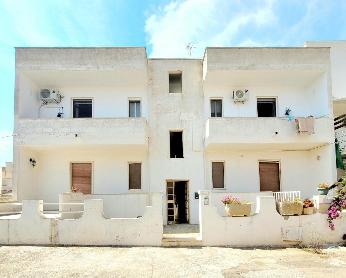Appartamento Demetrio 50M Mare & Shopping Lido Marini Exterior photo